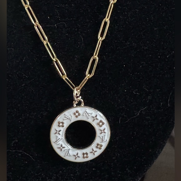 Louis Vuitton White Pendant 18” Stainless Steel Gold Plated Paperclip Chain - Picture 4 of 7